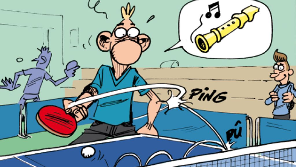 Jean-Marc Sinque rate une balle de ping-pong en revers et jure : flûte !